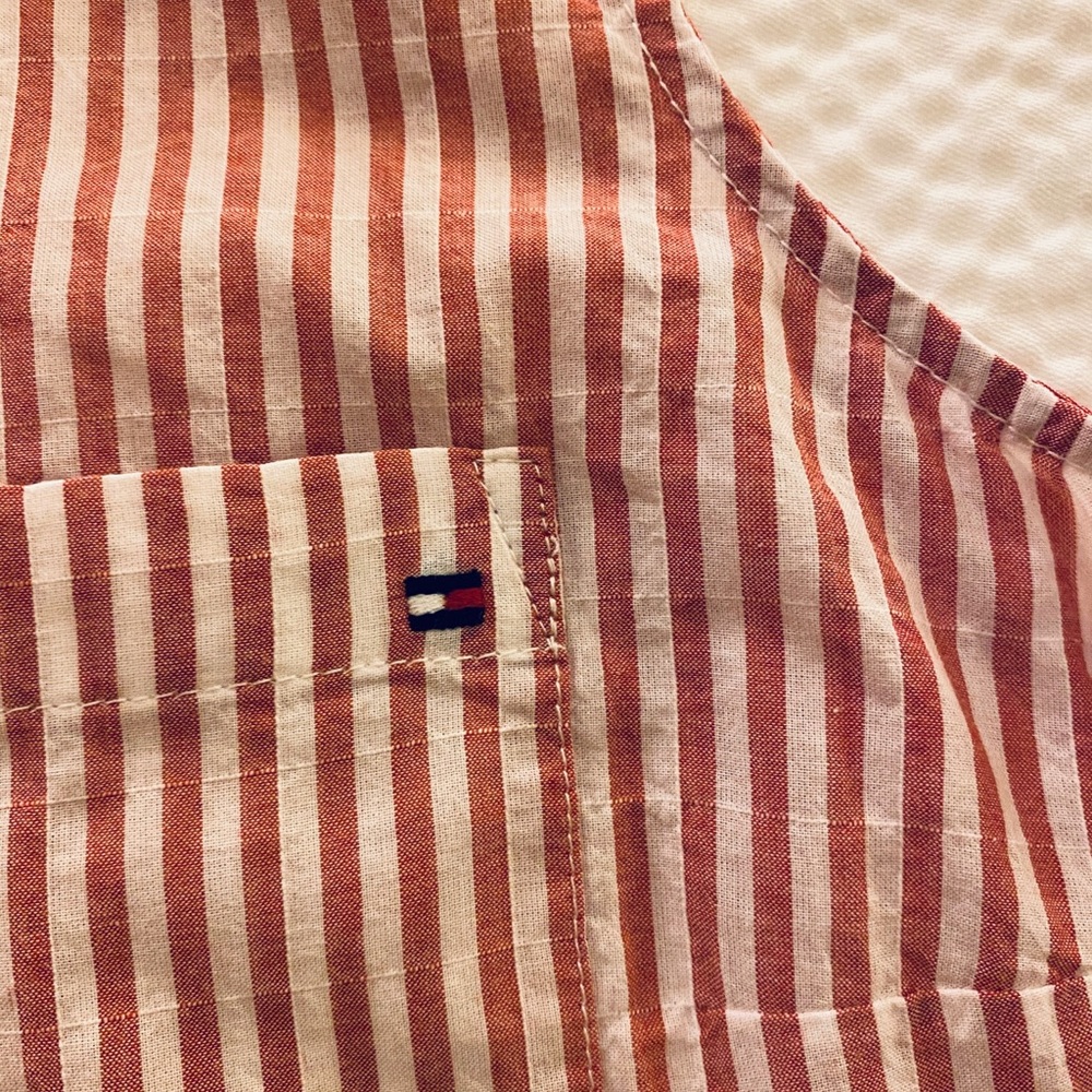 Tommy Hilfiger sleeveless button up - Picture 3 of 4